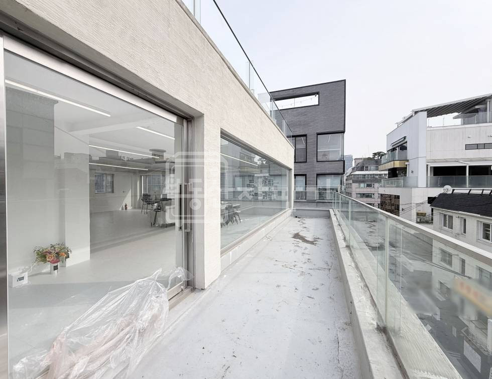 서울 강남구 신사동 무권리, 테라스, 세로수길 인근, 4층 임대 월세 매물번호 30772 사진 7