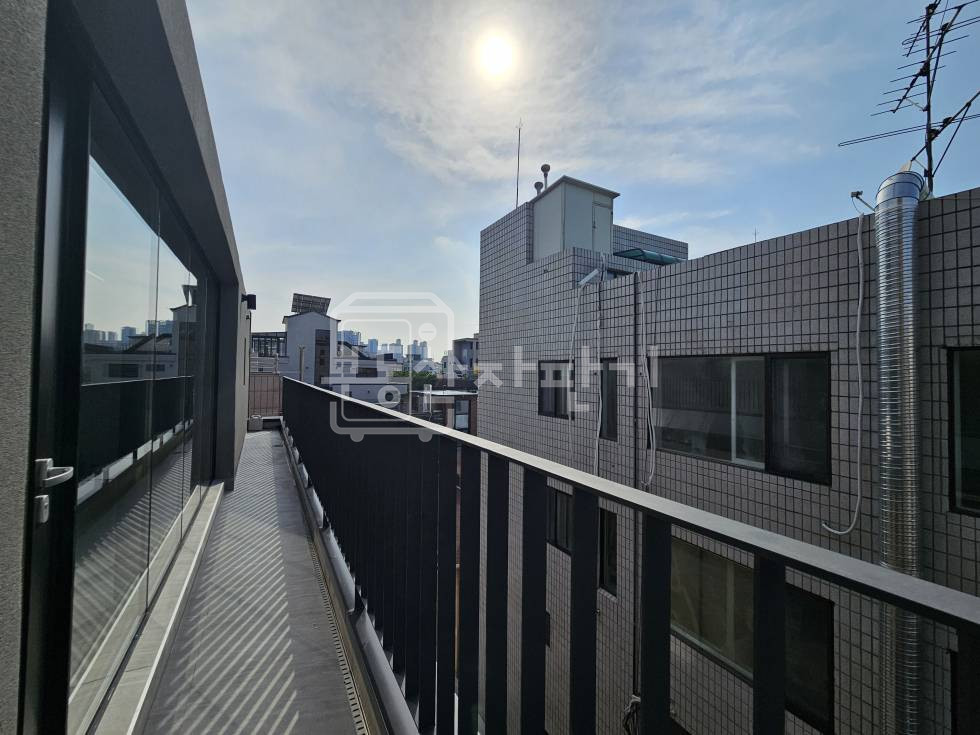 서울 강남구 신사동 무권리, 압구정역 도보 8분, 역세권, 5층 임대 월세 매물번호 32951 사진 9