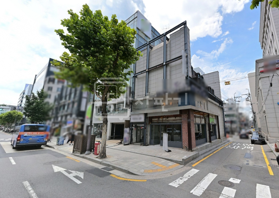 서울 강남구 신사동 무권리, 선릉로 대로변, 3층 임대 월세 매물번호 32983 사진 1