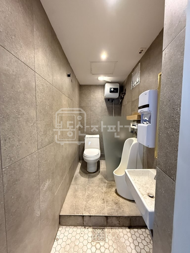 서울 강남구 신사동 무권리, 가로수길, 1층 임대 월세 매물번호 33004 사진 5