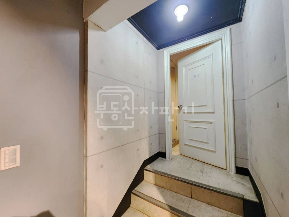 서울 강남구 논현동 무권리, 논현역 7분, 역세권, 지하1층~1층 임대 월세 매물번호 30865 사진 20