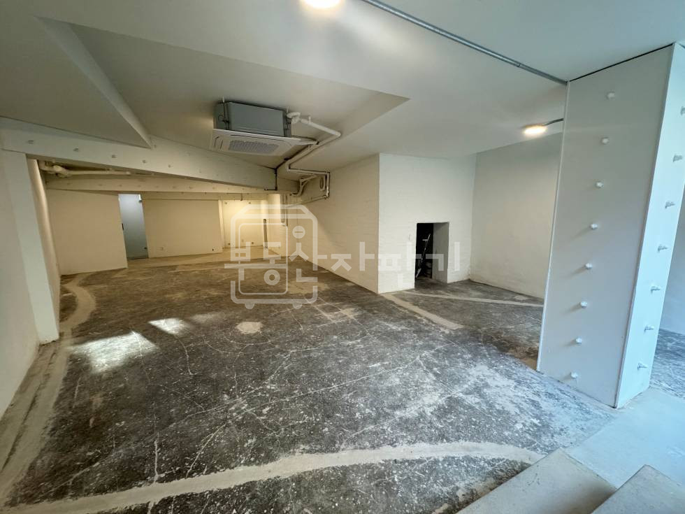 서울 강남구 청담동 무권리, 신축, 압구정로데오역 도보6분, 지하1층 임대 월세 매물번호 33061 사진 4