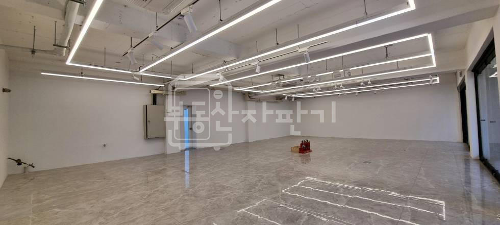 서울 서초구 반포동 무권리 서래마을 까페거리 메인도로 1층 임대 월세 매물번호 33097 사진 7