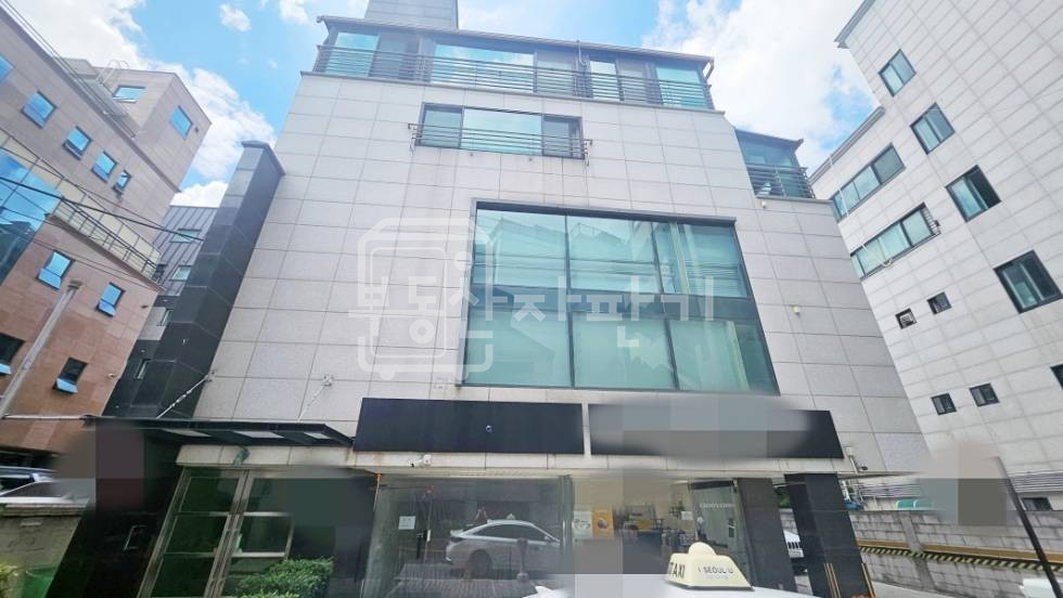 서울 강남구 역삼동 무권리, 9호선 언주역 도보 5분, 역세권, 1층 임대. 월세 매물번호 28568 사진 5