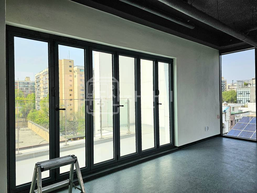 서울 강남구 신사동 무권리, 압구정역 6분, 역세권, 신구초교인근 코너건물 6층 임대 월세 매물번호 27545 사진 3