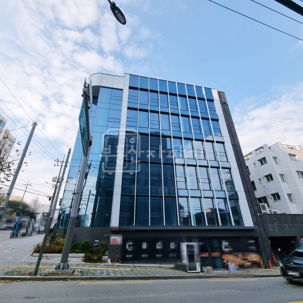 서울 서초구 방배동 무권리 방배역 도보 5분 역세권 대로변 5층 월세 매물번호 33118 사진 1