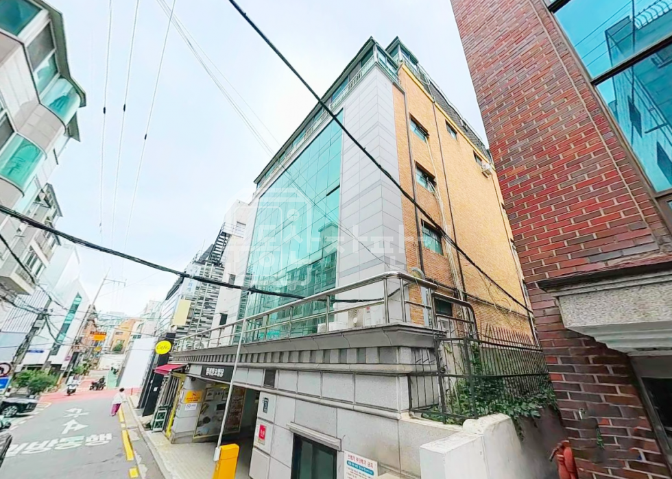 서울 강남구 논현동 무권리, 학동역 5분, 역세권, 2층 임대 월세 매물번호 33136 사진 1