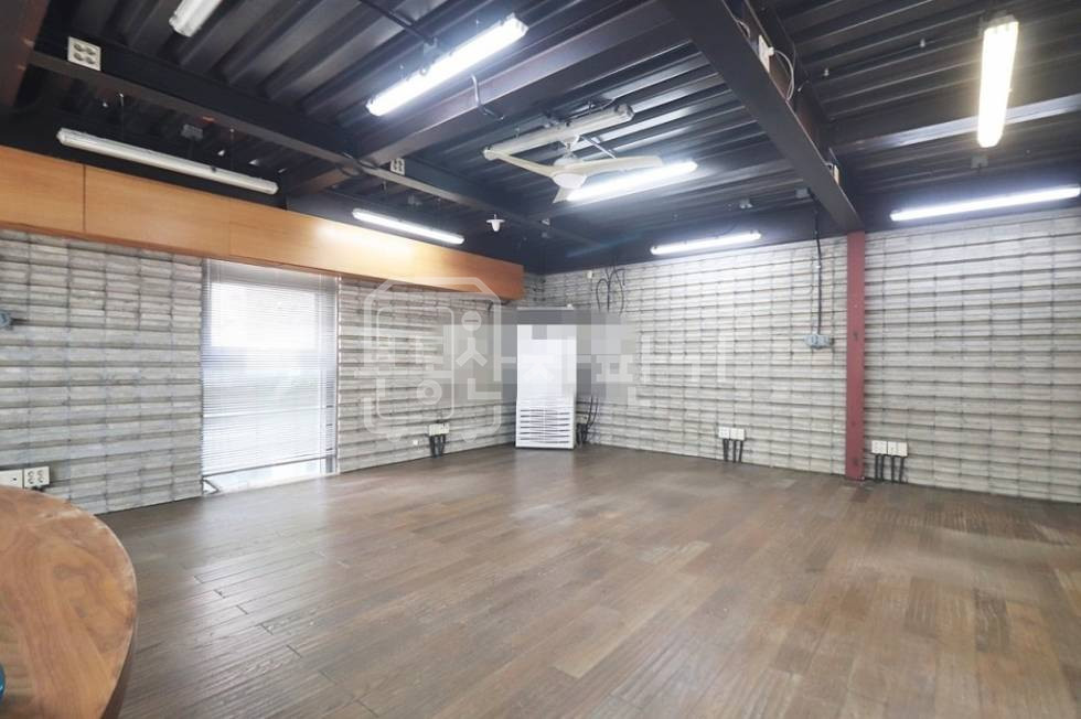 서울 강남구 논현동 무권리, 주차4대, 학동역 도보8분, 1층~2층 통임대 월세 매물번호 31296 사진 4