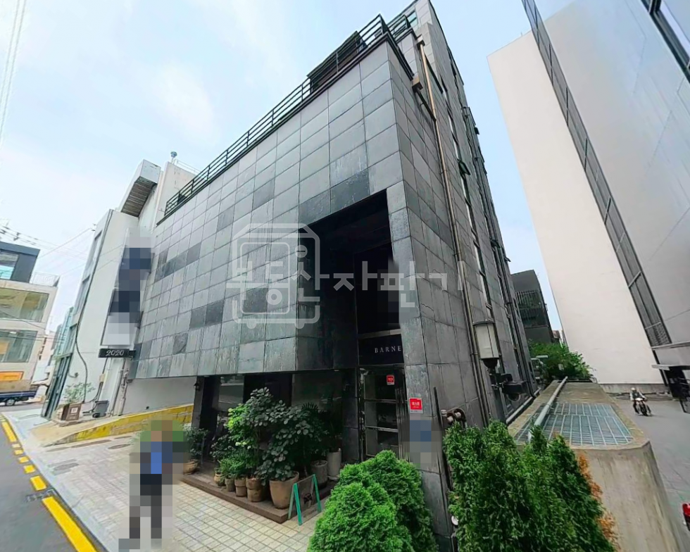 서울 강남구 청담동 무권리, 압구정로데오역 도보9분, 5층 임대 월세 매물번호 32880 사진 1