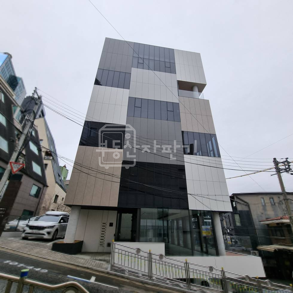 서울 강남구 신사동 무권리, 신사역 9분, 신축첫입주, 1층 임대 월세 매물번호 27386 사진 1