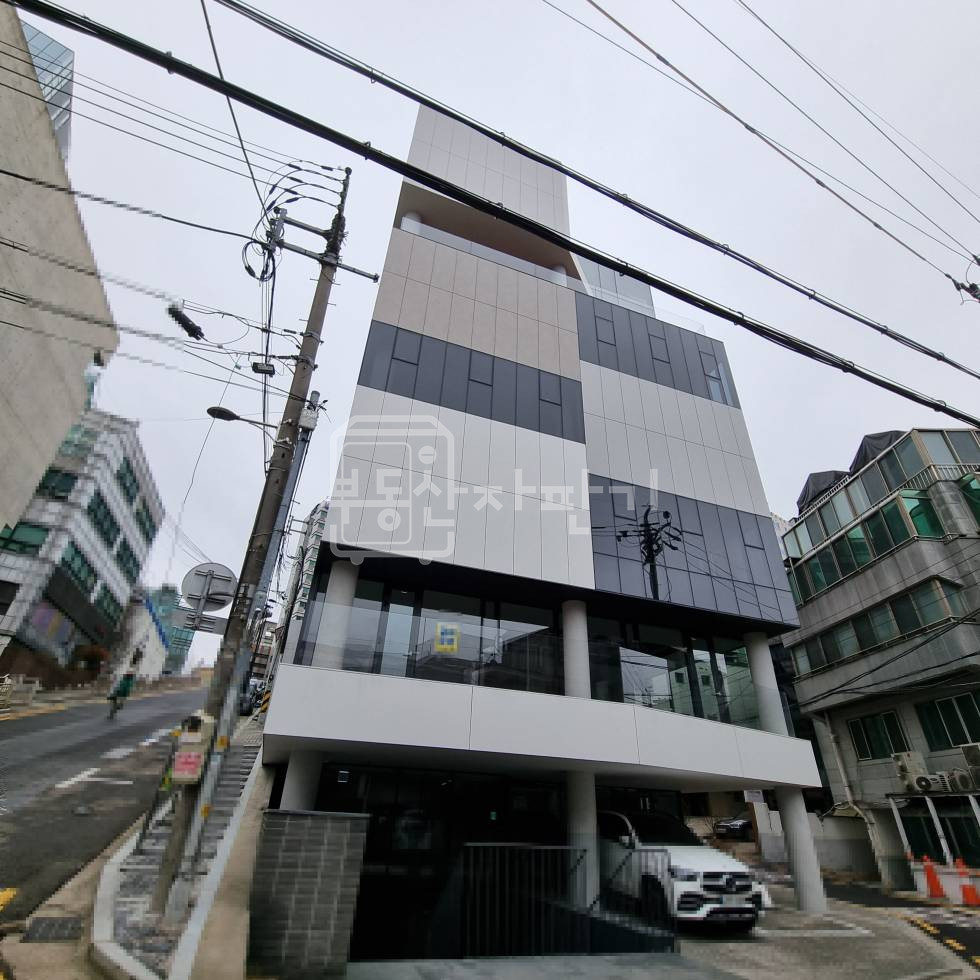 서울 강남구 신사동 무권리, 신사역 9분, 신축첫입주, 1층 임대 월세 매물번호 27386 사진 3