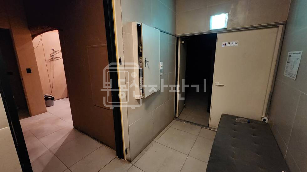 서울 강남구 청담동 청담사거리 인근, 지하1층~지하2층 연층임대 월세 매물번호 33019 사진 27