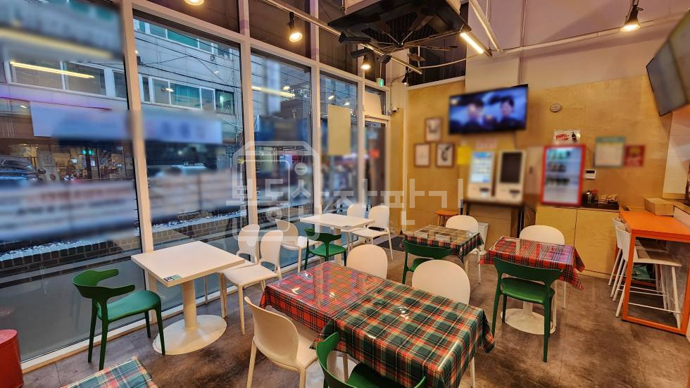 서울 강남구 역삼동 선릉역 도보 3분 초역세권 1층 임대 월세 매물번호 33259 사진 3