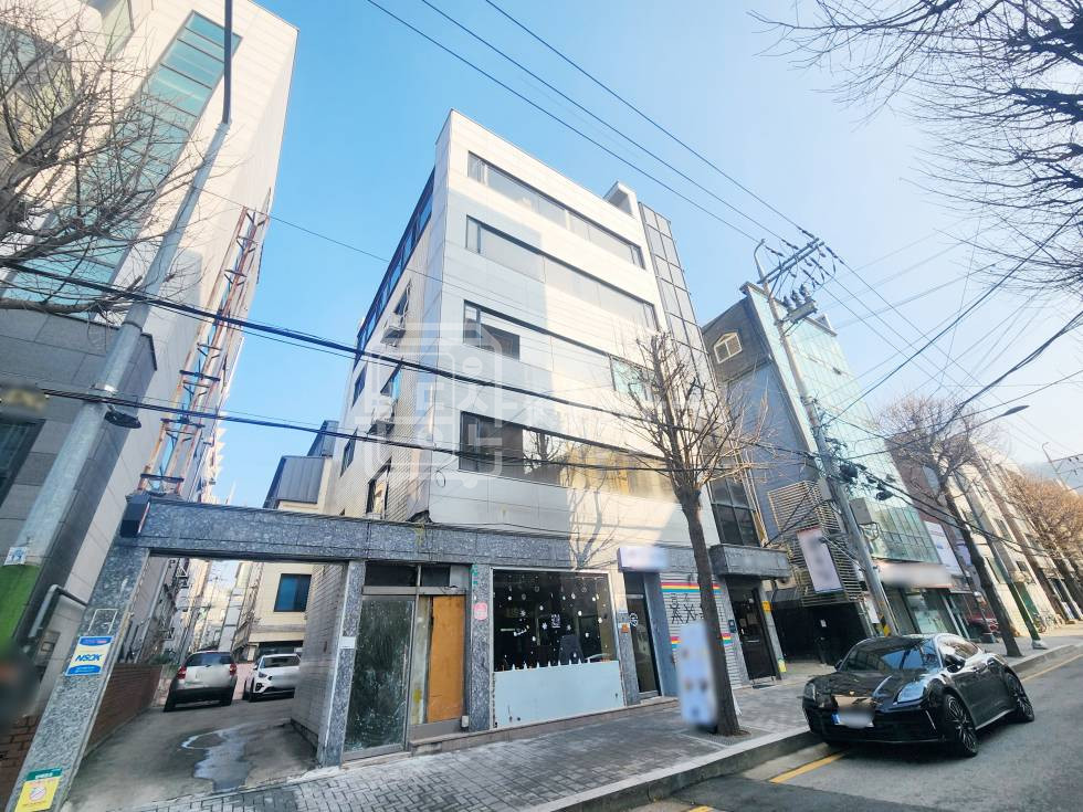 서울 서초구 양재동 무권리, 언남고등학교인근, 지하1층 임대 월세 매물번호 30588 사진 1