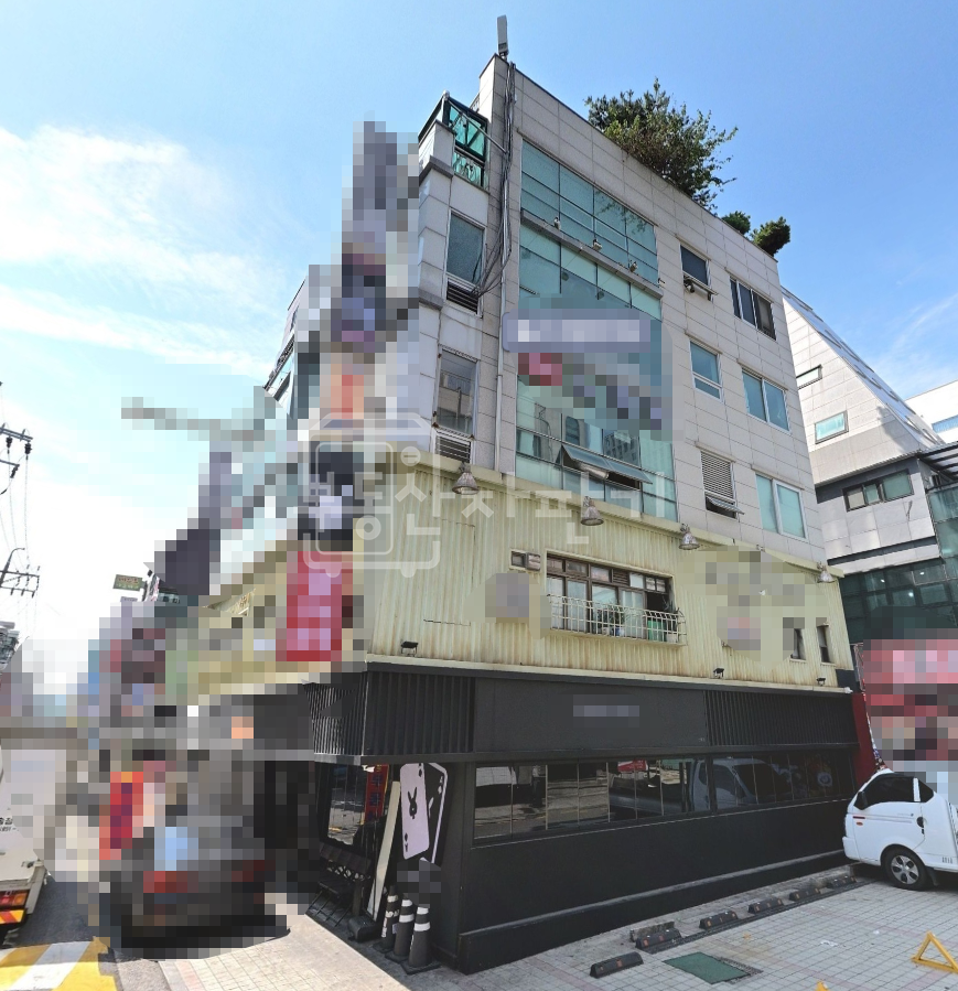 서울 강남구 대치동 선릉역 도보 5분 역세권 코너건물 이면도로 4층 선릉 먹자골목 월세 매물번호 33302 사진 1