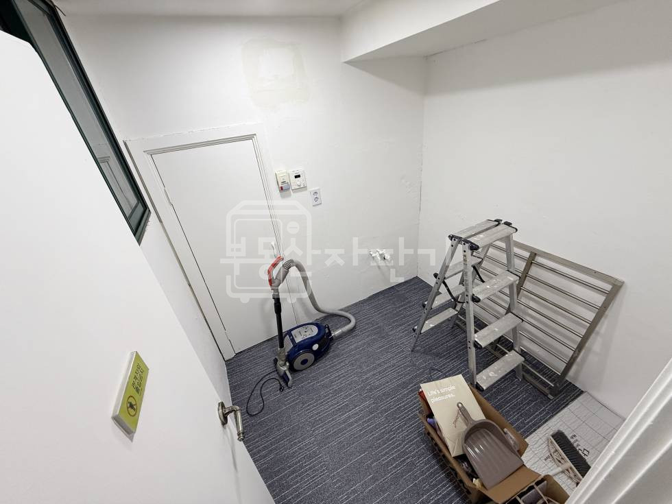 서울 강남구 청담동 무권리, 지하1층 ~ 1층 (내부계단) 연층 임대 월세 매물번호 28995 사진 4