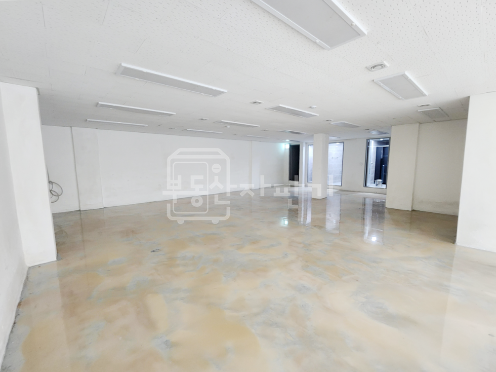 서울 서초구 양재동 무권리, 언남중학교인근, 지하1층 임대 월세 매물번호 33385 사진 2
