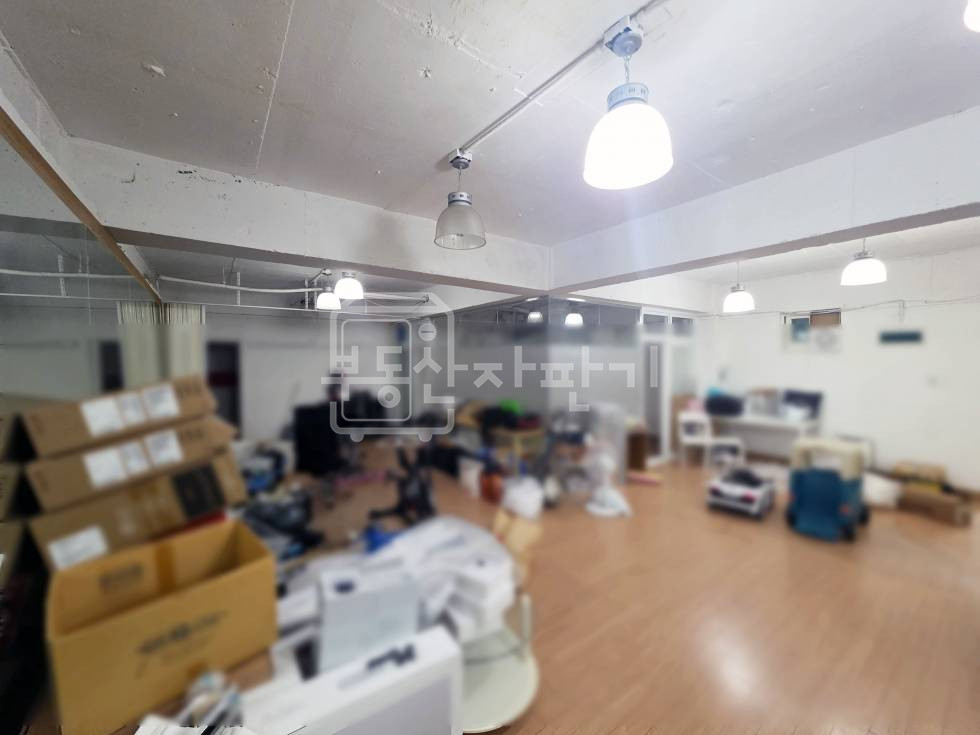 서울 강남구 신사동 무권리, 압구정역 9분, 역세권, 지하1층 일부 임대 월세 매물번호 33400 사진 2