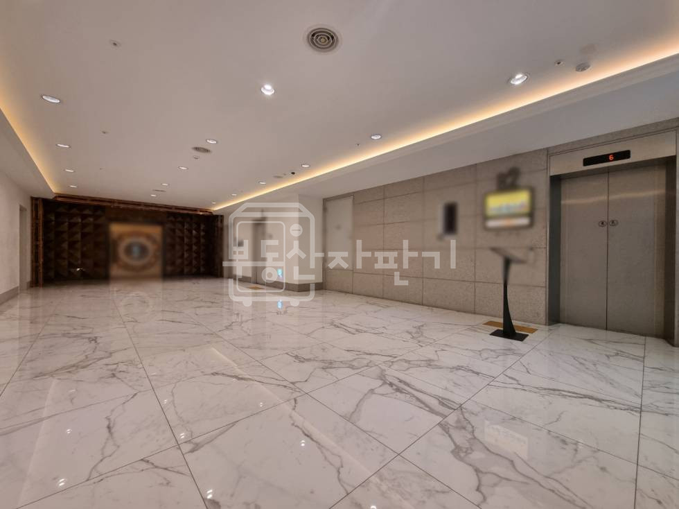 서울 강남구 청담동 무권리, 압구정로데오역 도보 3분, 초역세권, 지하2층 임대 월세 매물번호 32740 사진 1
