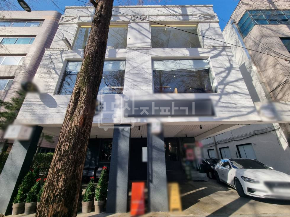 서울 강남구 도곡동 매봉역 도보 7분, 역세권, 3층 임대 월세 매물번호 33422 사진 1