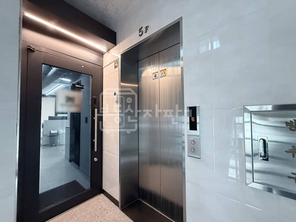 서울 강남구 신사동 테라스, 무권리, 도산공원 인근, 5층 임대 월세 매물번호 32977 사진 7