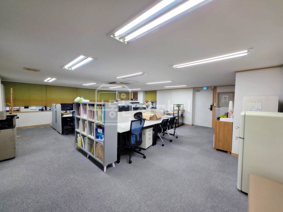 서울 강남구 역삼동 무권리, 뱅뱅사거리 인근, 6층 임대 월세 매물번호 32641 사진 2