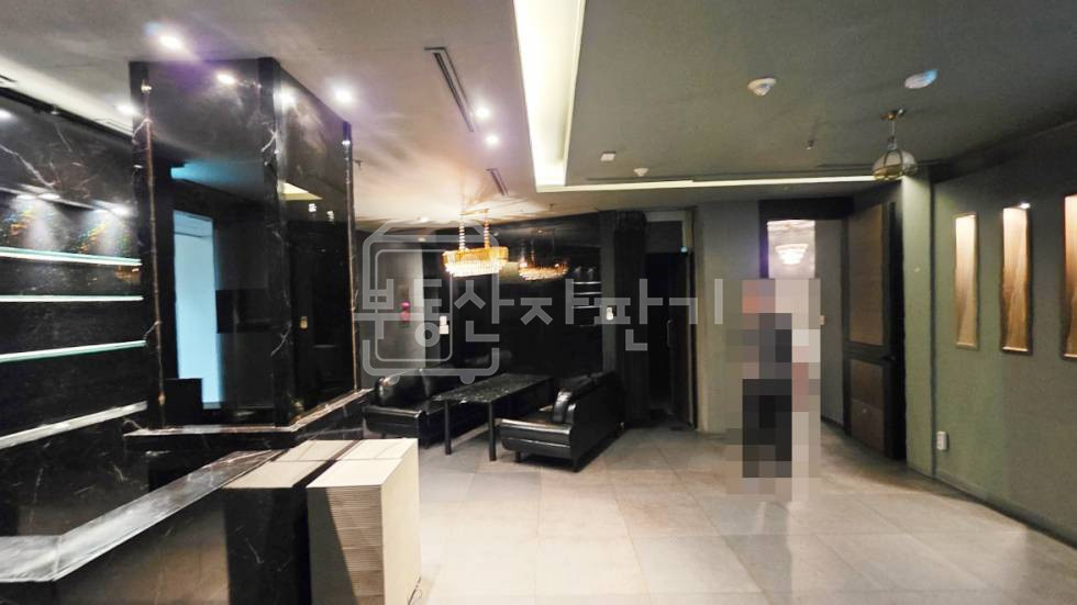 서울 강남구 청담동 무권리, 압구정로데오역 도보 8분, 역세권.지하1층 임대 월세 매물번호 12026 사진 1