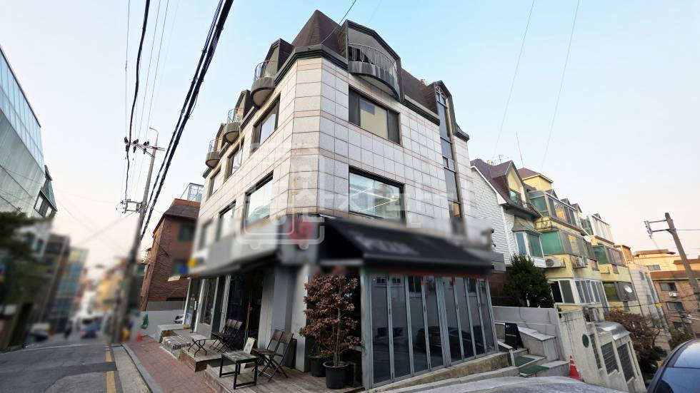 서울 강남구 신사동 무권리, 신사역 9분, 역세권, 1층 임대 월세 매물번호 33190 사진 1