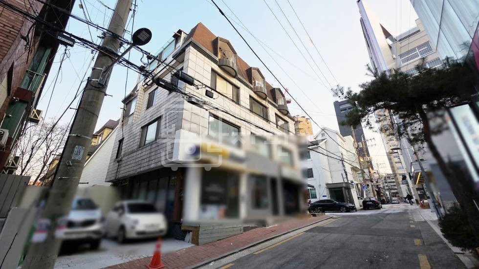 서울 강남구 신사동 무권리, 신사역 9분, 역세권, 1층 임대 월세 매물번호 32753 사진 3