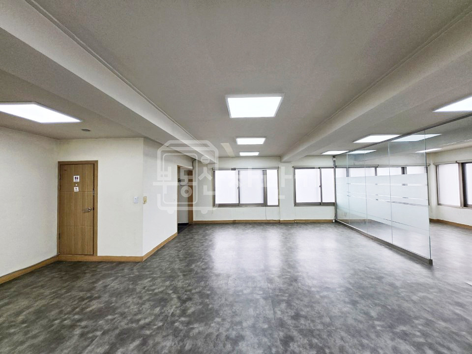 서울 강남구 논현동 학동역 7분, 역세권, 5층 임대 월세 매물번호 33336 사진 5