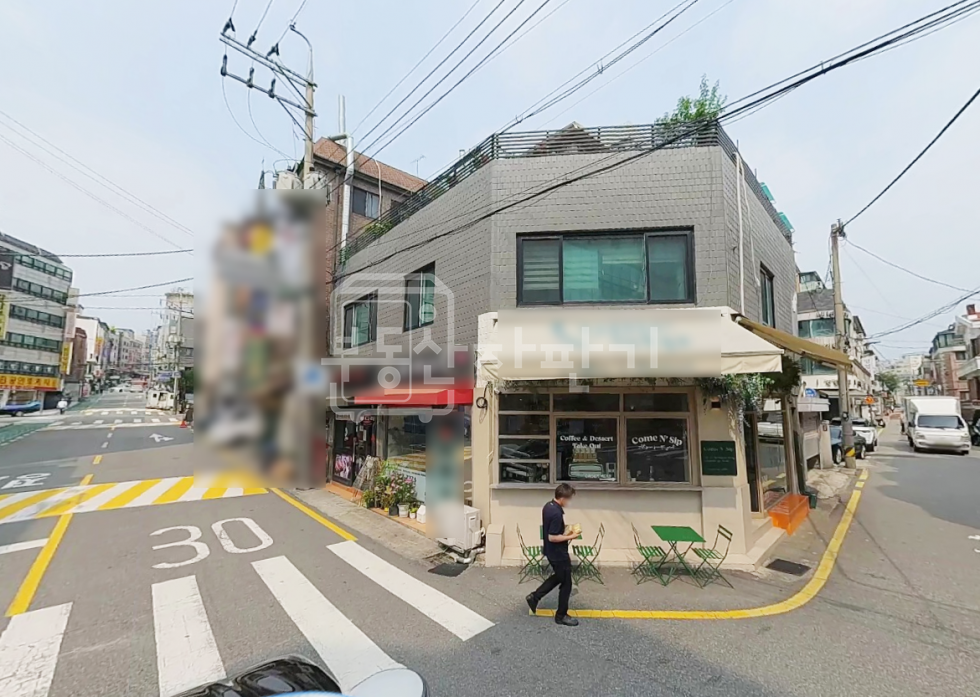 서울 강남구 논현동 무권리, 논현역 6분, 역세권, 지하 1층 임대 월세 매물번호 26661 사진 1