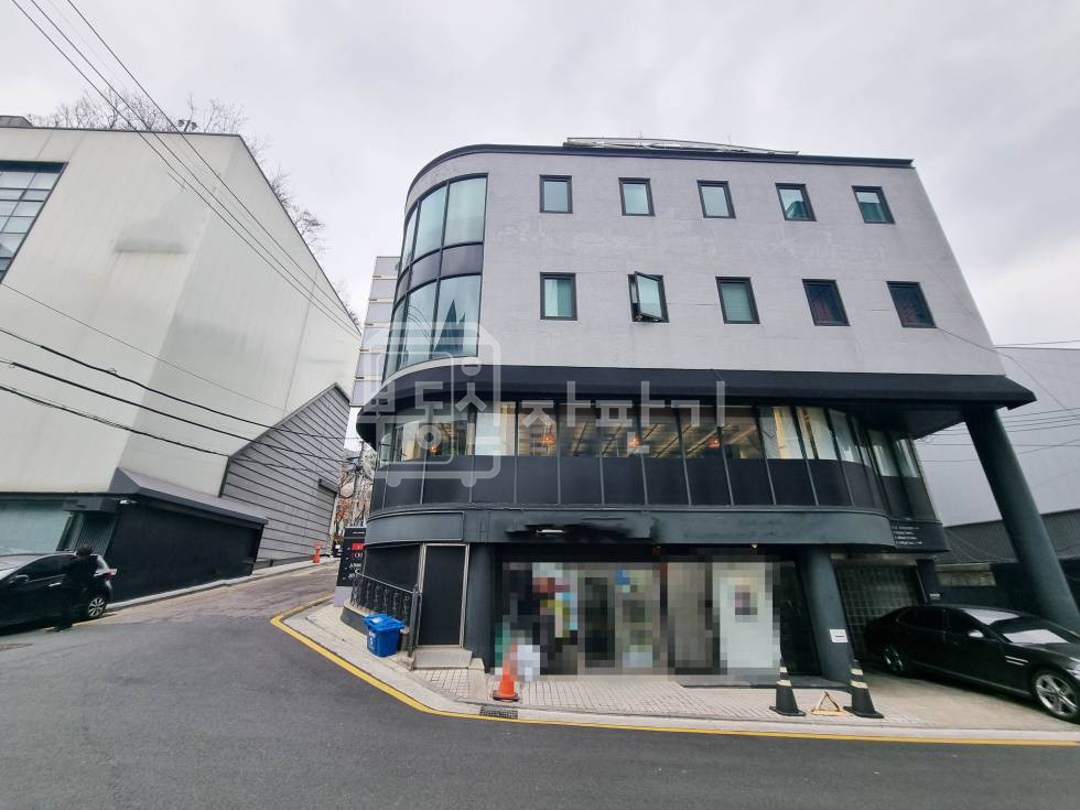 서울 강남구 청담동 무권리, 청담사거리 인근, 3층 임대 월세 매물번호 30389 사진 2