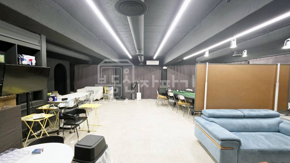 서울 강남구 역삼동 무권리, 역삼역 8분, 코너건물 3층 임대 월세 매물번호 33606 사진 3