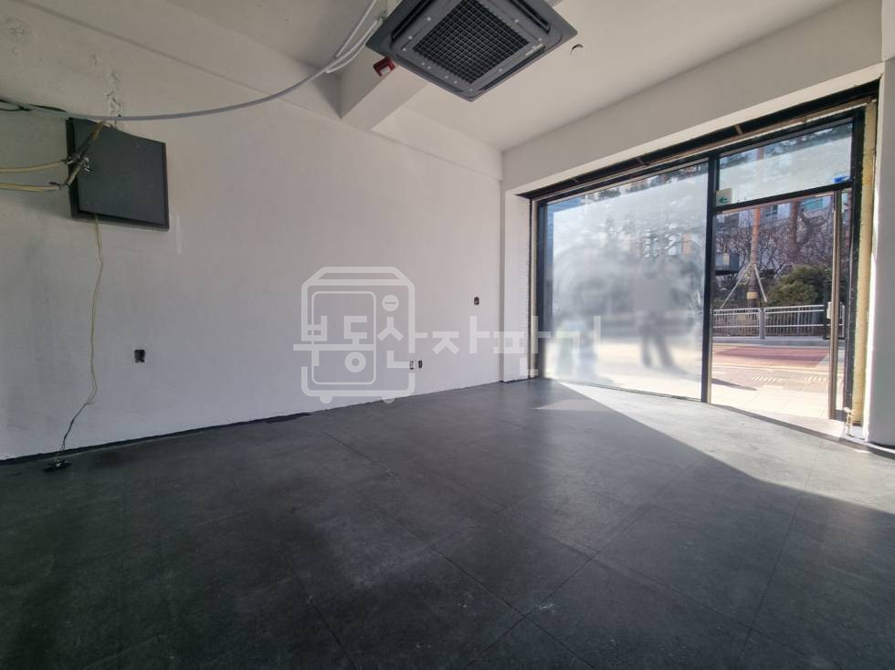 서울 강남구 논현동 무권리, 선정릉역 4분, 역세권, 1층 임대 월세 매물번호 32954 사진 3