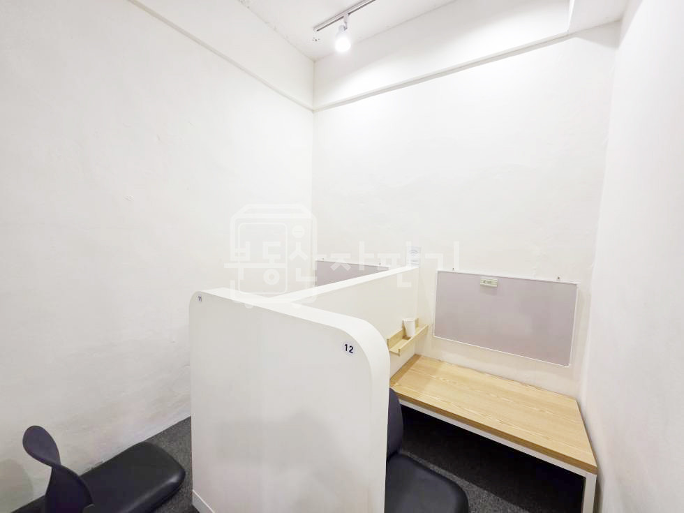 서울 강남구 신사동 압구정역 2분, 초역세권, 지하 1층 임대 월세 매물번호 32237 사진 10