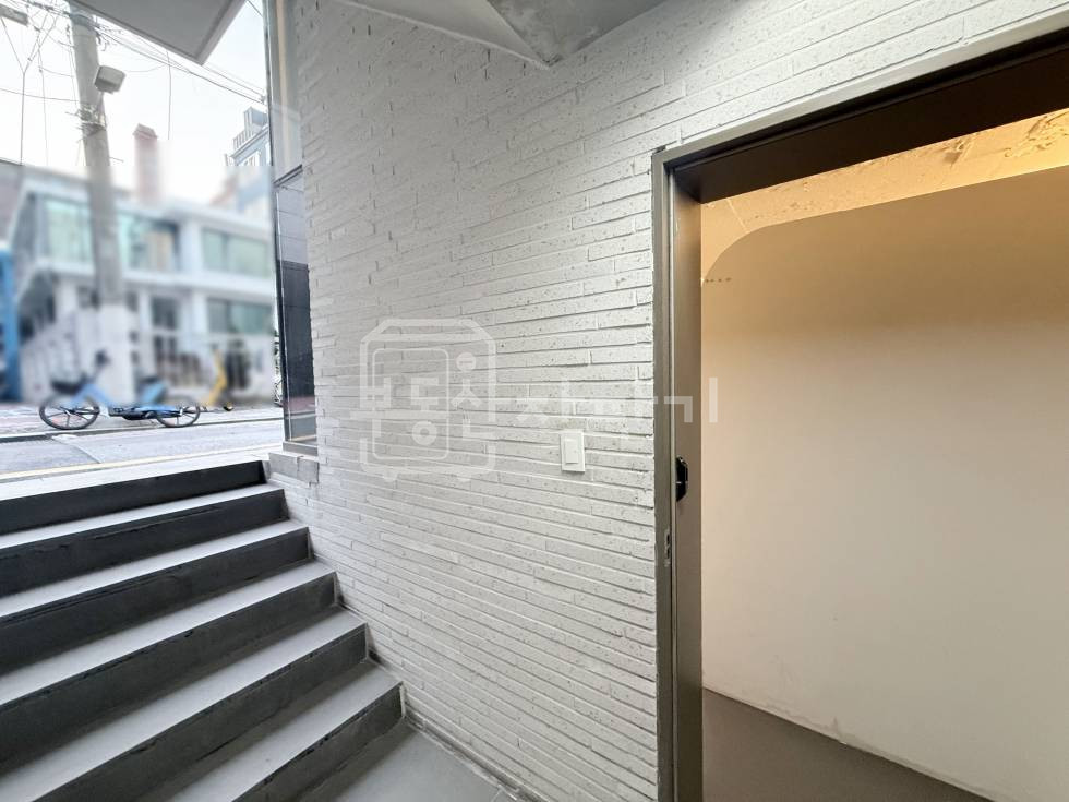 서울 강남구 신사동 가로수길 인근, 1층임대 월세 매물번호 33381 사진 4