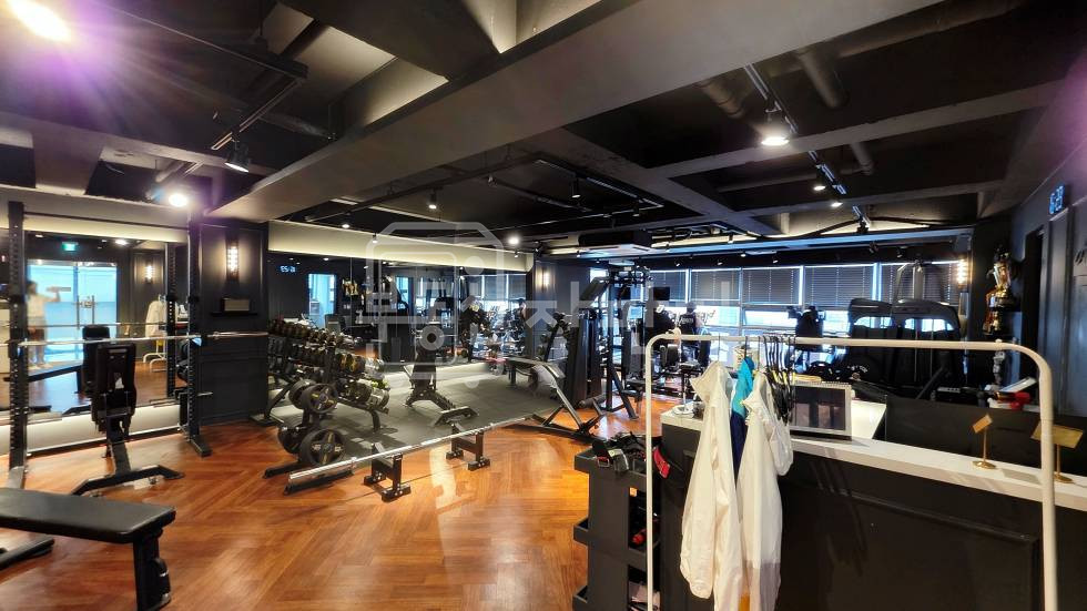 서울 강남구 역삼동 무권리, 헬스장, 필라테스 추천, S급인테리어, 창업가거리교차로 인근 월세 매물번호 32643 사진 3