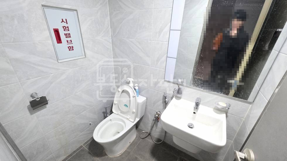 서울 강남구 신사동 무권리, 압구정로데오역 5분, 역세권, 지하1층 임대, 높은층고(4.1M) 월세 매물번호 33685 사진 5
