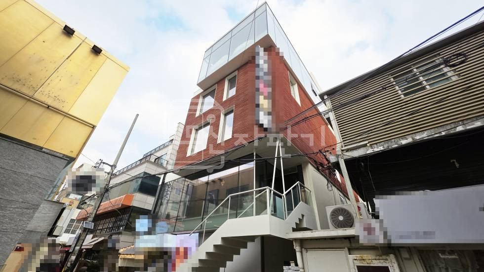 서울 강남구 신사동 무권리, 압구정로데오역 5분, 역세권, 지하1층 임대, 높은층고(4.1M) 월세 매물번호 33685 사진 6