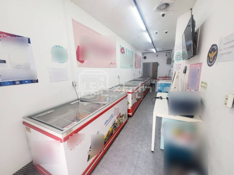 서울 강남구 논현동 무권리, 강남구청역 7분, 역세권, 1층 임대 월세 매물번호 23352 사진 6