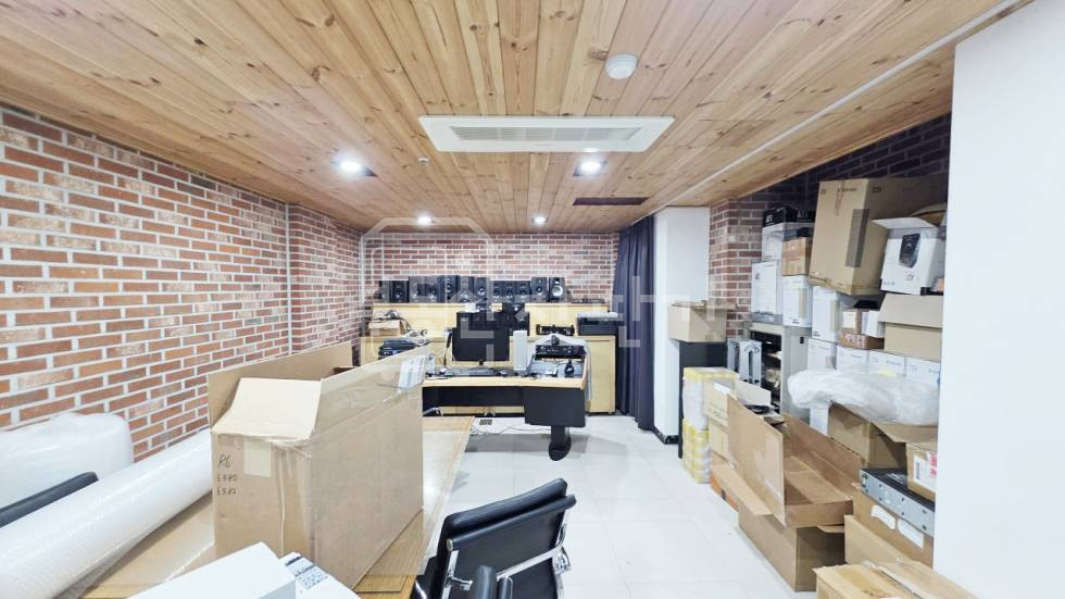 서울 강남구 논현동 무권리, 언주역 5분, 역세권, 지하 1층 임대 월세 매물번호 32776 사진 3