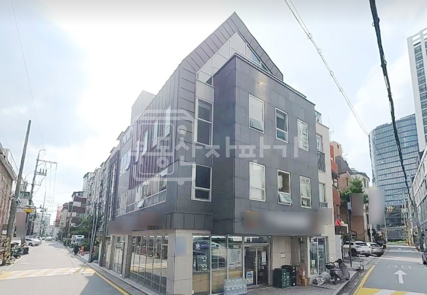 서울 강남구 역삼동 무권리, 언주역 9분, 역세권, 2층 임대 월세 매물번호 31588 사진 1