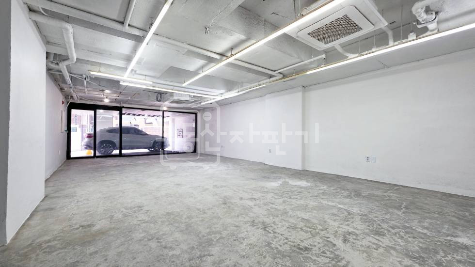 서울 강남구 논현동 무권리, 선정릉역 4분, 역세권, 지하1층 임대 월세 매물번호 33778 사진 2