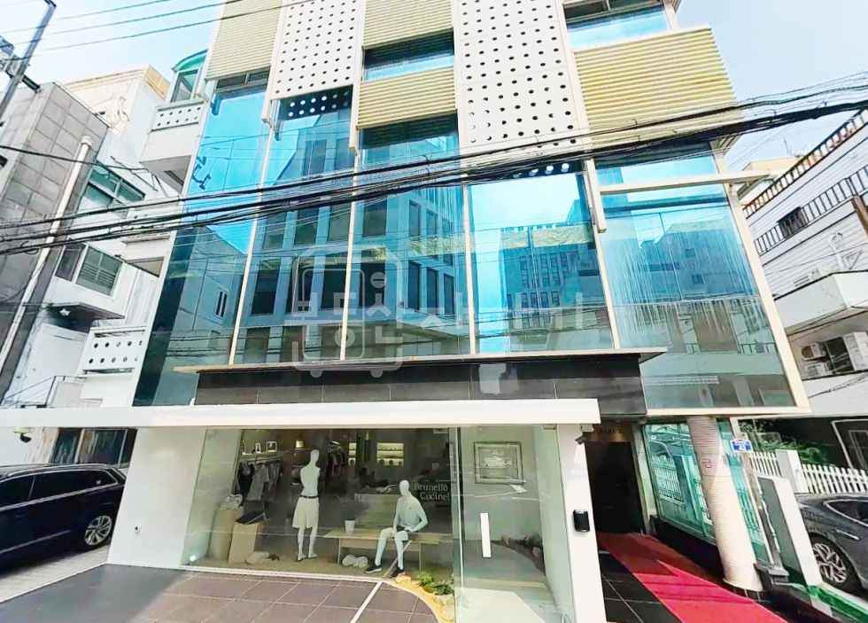 서울 강남구 청담동 무권리, 압구정로데오역 1분, 초역세권, 1층 임대 월세 매물번호 33155 사진 1