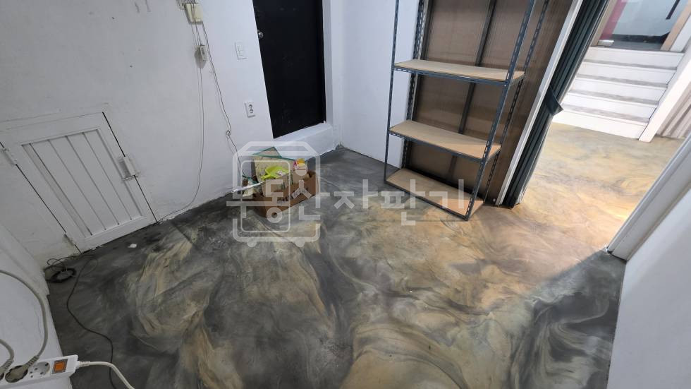 서울 강남구 신사동 무권리, 가로수길 인근, 지하1층 임대 월세 매물번호 33827 사진 3