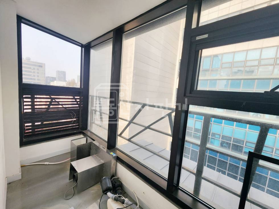 서울 강남구 논현동 무권리, 강남구청역 2분, 초역세권, 4층 임대 월세 매물번호 29821 사진 6