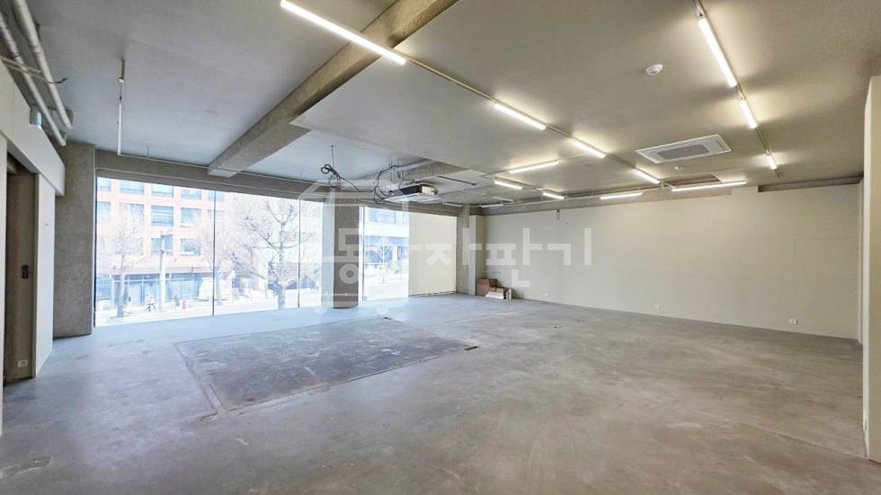 서울 강남구 논현동 무권리, 학동역 6분, 역세권, 2층 임대 월세 매물번호 32533 사진 3