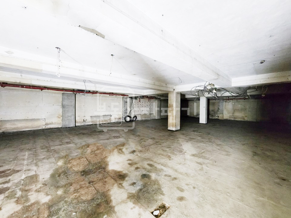 서울 강남구 논현동 무권리, 학동역 6분, 역세권, 지하 1층 임대 월세 매물번호 27988 사진 3