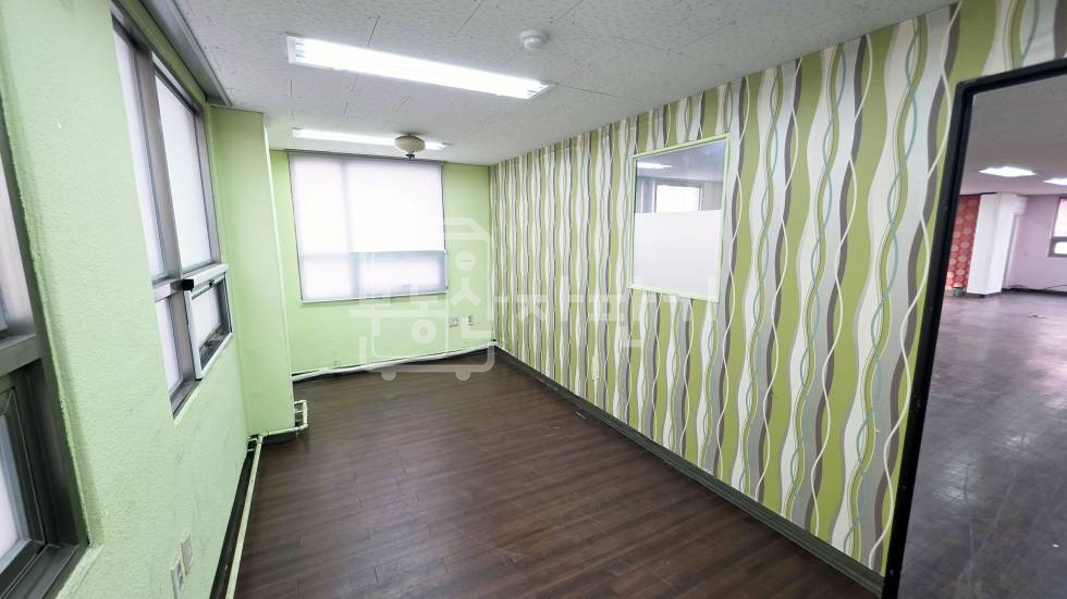 서울 강남구 역삼동 무권리, 역삼역 9분, 역세권, 2층 임대 월세 매물번호 30184 사진 4