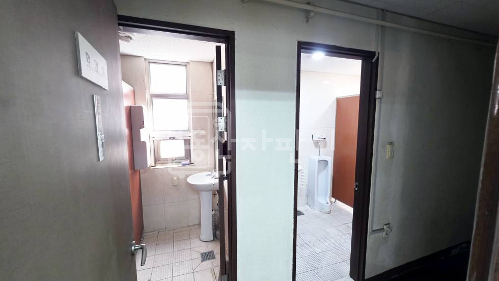 서울 강남구 역삼동 무권리, 역삼역 9분, 역세권, 2층 임대 월세 매물번호 30184 사진 5